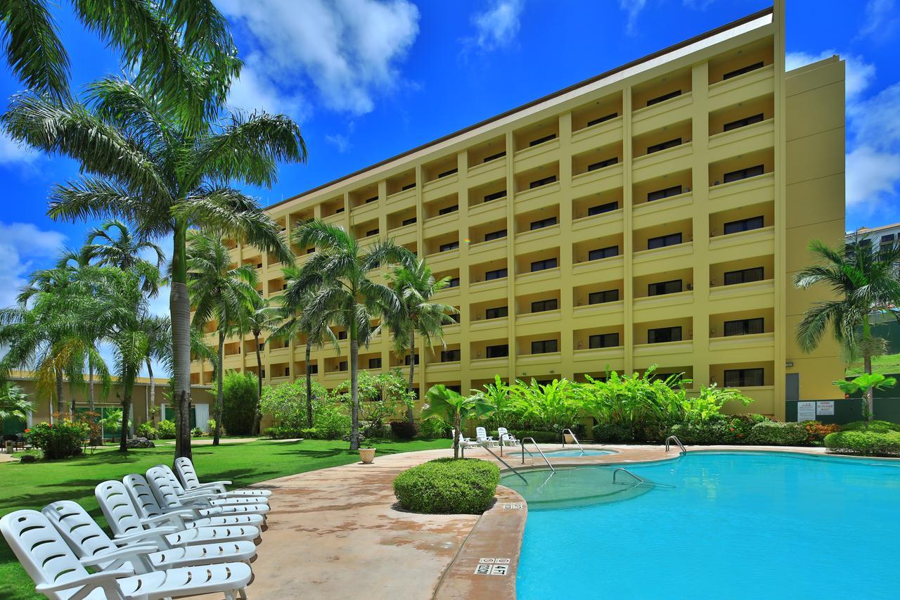 กวม พลาซา รีสอร์ต แอนด์ สปา Hotel ทูมอน ภายนอก รูปภาพ